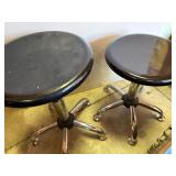 2 stools