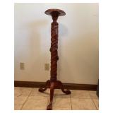 Wooden grapevine pedestal