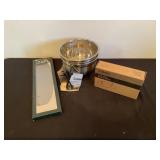 Bowls, pizza cutter, knif sharpener, press