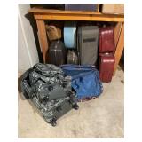 10+ pieces of luggage