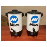 2 coffee pots