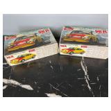 2 Rallye-Porsche 911R model cars