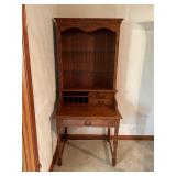 2 pc Secretary