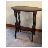 Antique Victorian-style Two-tier Table