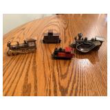 Vintage Train Engine Desk Clock & Trains