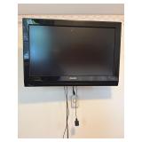 31ï¿½ Phillips TV with Remote
