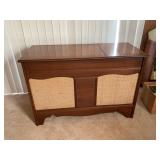 Vintage general electric record player