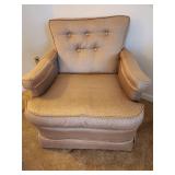 Accent chair