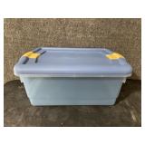 Rubbermaid Clever Store 30 Quart Storage Tote