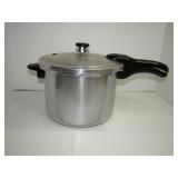 Presto Pressure Cooker 6 Quart