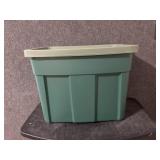Rubbermaid 18 Gallon Storage Box Green