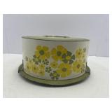 Decoware Metal Cake Carrier White and Green