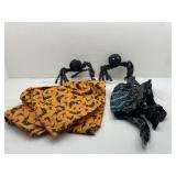 Halloween Dï¿½cor: Bat Tablecloth, Spiders
