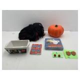 Miscellaneous Lot of Halloween Items