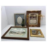 Miscellaneous Lot of Wall Hangings: Footprints