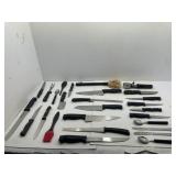 Black Handled Kitchen Utensils