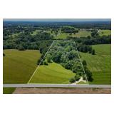 Starlight Chalet on 8 Wooded Acres Absolute Online Auction
