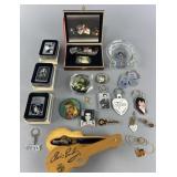 Group of Elvis Presley collectibles, knife &