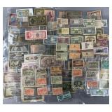 Collection of foreign currency: Vietnam, Germany,