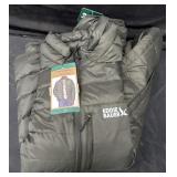 Eddie Bauer menï¿½s size 3XL down packable jacket.