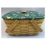 Cake Basket w Fabric Covered Lid & Riser -