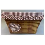 1994 Sweetheart Forever Yours Basket Combe w