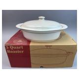 3 Qt Lidded /Covered Roaster - USA Longaberger