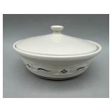 Covered Dish w Lid in Blue - USA Longaberger