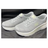 Ladies Skechers Swift-Fit sneaker, size 7.5