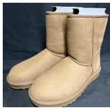 UGG Womenï¿½s Size 7 Classic Short II Boots