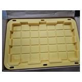 27 Gallon Heavy-Duty Black and Yellow Storage