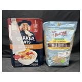 2-80oz bags Quaker old fashioned rolled oats &
