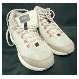 Eddie Bauer Womenï¿½s Size 7 Outdoor Boots