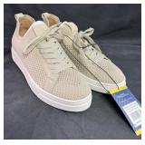 White Mountain Womenï¿½s Size 8 Lace Up Sneakers