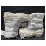 Youth snow boots, size 3