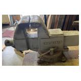 Craftsman workbench vise, 19ï¿½ x 7ï¿½ x 10.5ï¿½ high