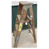 4ï¿½ Werner wooden ladder