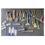 Scrapers and box cutters, blade refills