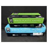 600ct. Box of White Plastic Spoons