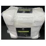 8pk. of White Bath Towels