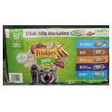 60-5.5 oz cans of Friskies pateï¿½ cat food