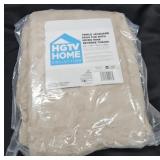 Faux fur reversible throw blanket. 60x70'