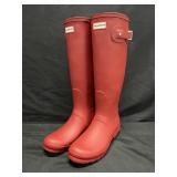 Ladies original Hunter boots, size 9, red