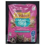 32lb bag Friskies land & sea cat food