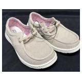 Eddie Bauer Womenï¿½s size 7 Lace Up Loafers