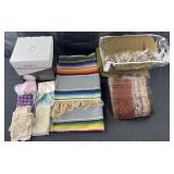 Group of textiles, Tempur-Pedic Queen sheet set,