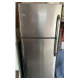 Frigidaire refrigerator and Freezer, runs cold,