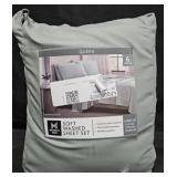 Queen size 6 piece sheet set