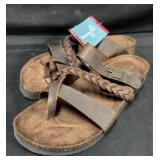Mountain Sole Women's Size 10 Leather Sandals