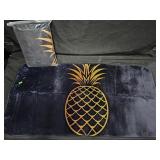 2 Pineapple rugs